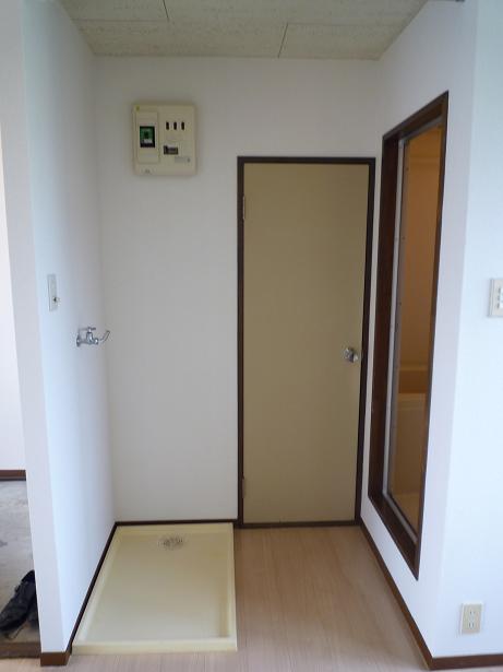 Other. Indoor Laundry Storage