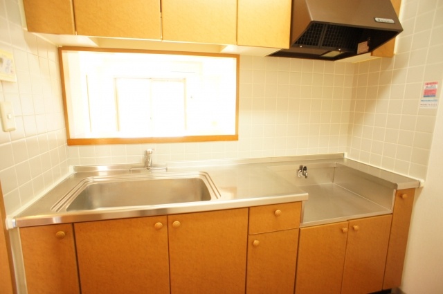 Kitchen. Counter kitchen living room overlooking