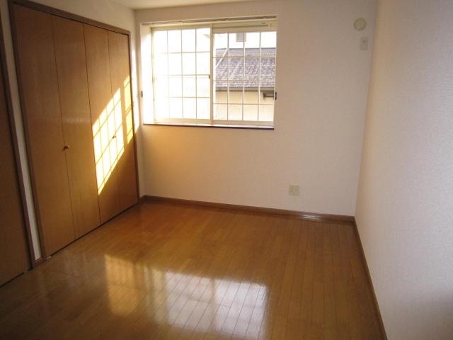 Living and room. Bright floor room