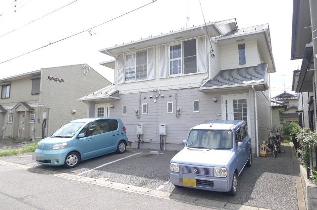 Building appearance. Misawa Homes construction