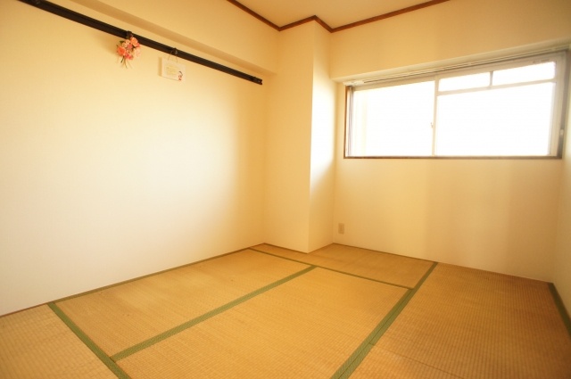 Living and room. With a convenient hanger hook