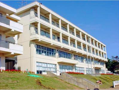 Primary school. 1191m to Ushiku Municipal Kamiya elementary school (elementary school)