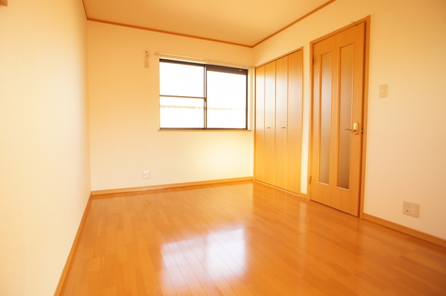 Living and room. Storage rich Western-style