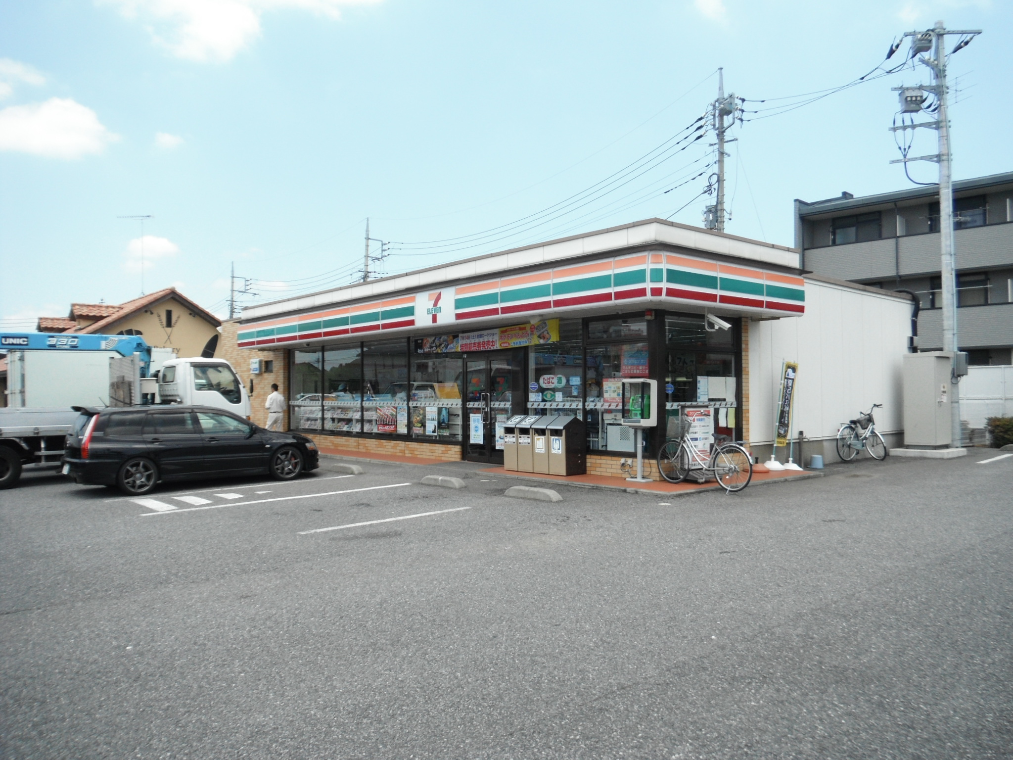 Convenience store. Seven-Eleven Hitachinoushiku store up (convenience store) 513m