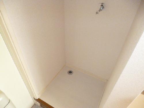 Other room space. Laundry Area