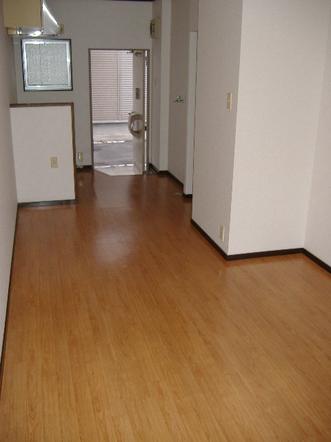 Living and room. Large living! 