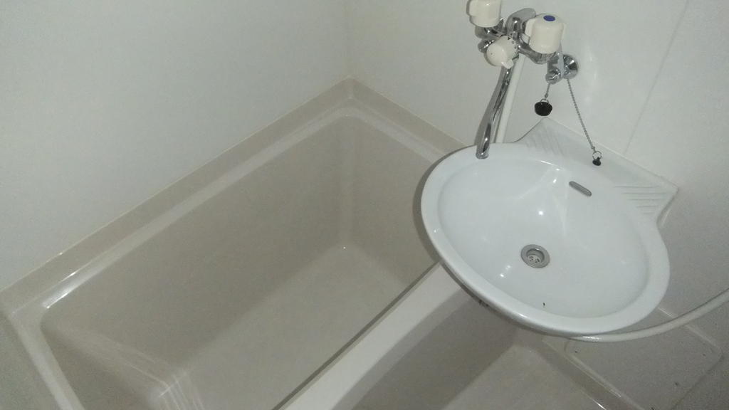 Bath. With bathroom dryer