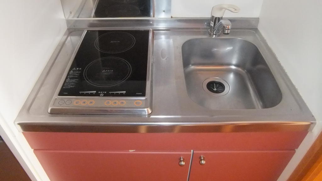 Kitchen. 2-burner stove of Rajientohita