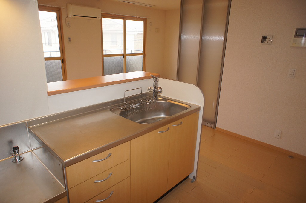 Kitchen. Counter kitchen living room overlooking
