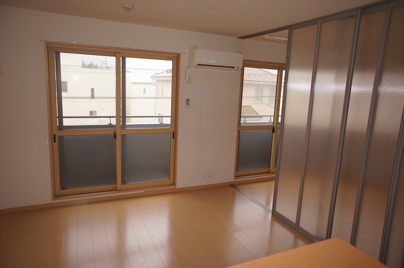 Living and room. Living with a movable partition