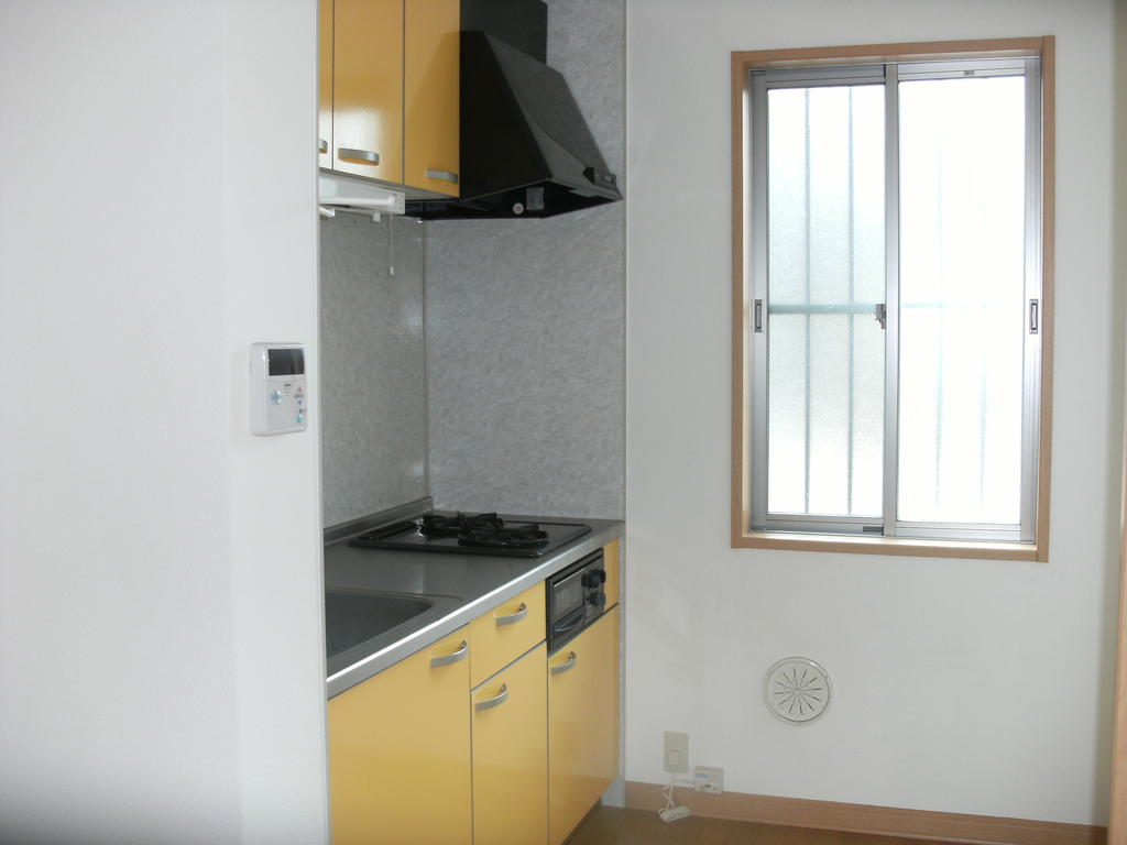 Kitchen. ※ With gas stove