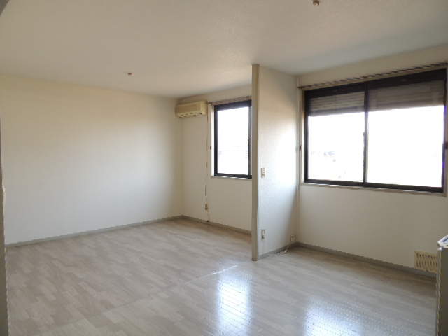 Living and room. Living