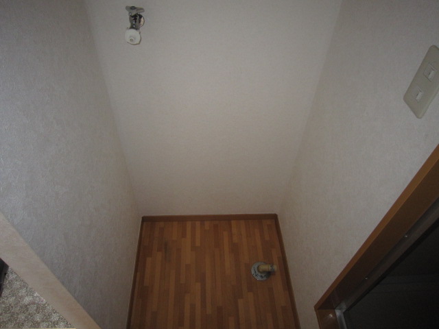 Other. Indoor Laundry Storage