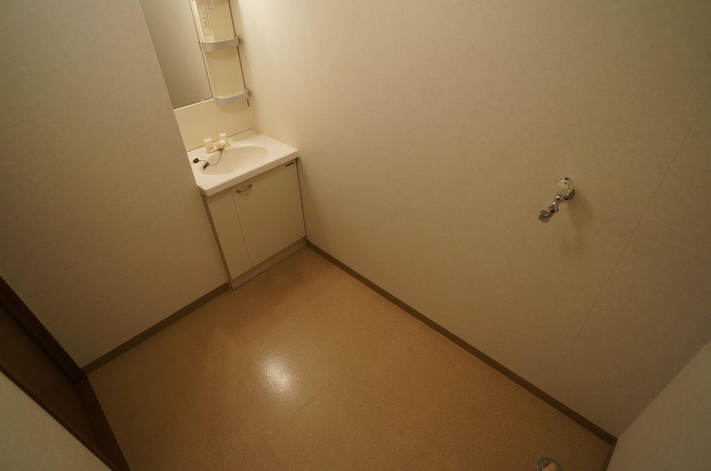 Washroom. Wash room of spread