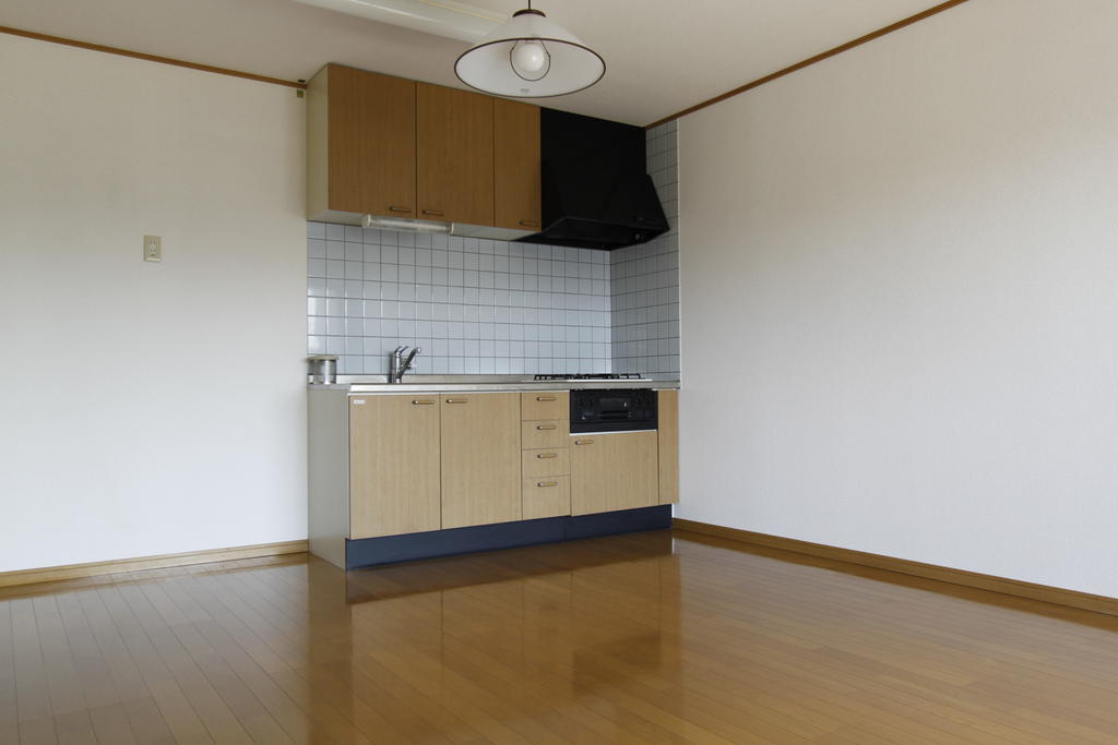 Living and room. 12 Pledge of living is good per yang