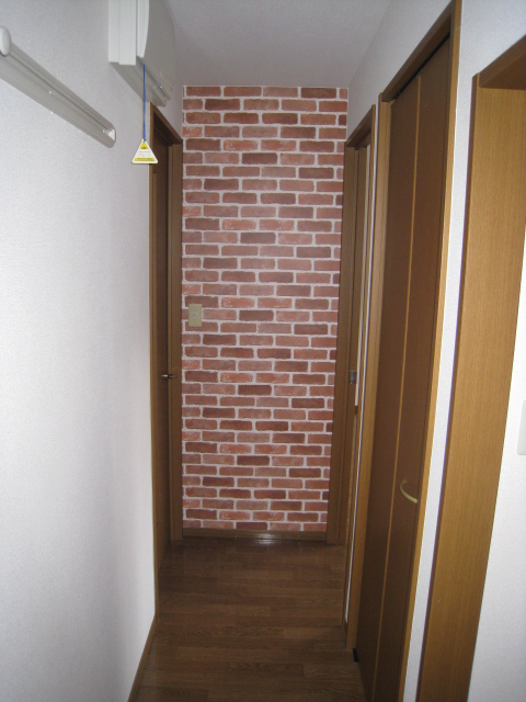 Other Equipment. Nice corridor