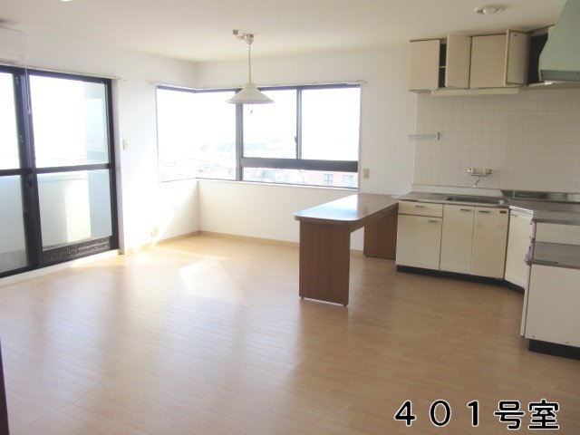 Living and room. Reference photograph