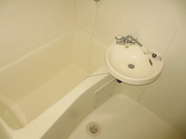 Bath. bus ・ Restroom