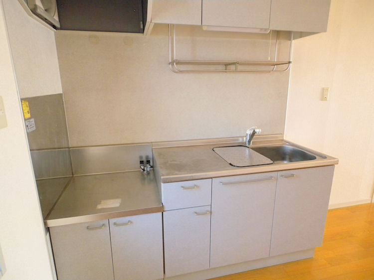 Kitchen. Gas stove installation Allowed