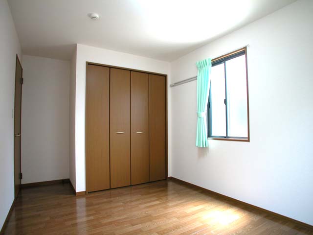 Living and room. Reference photograph