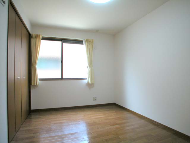 Living and room. Reference photograph