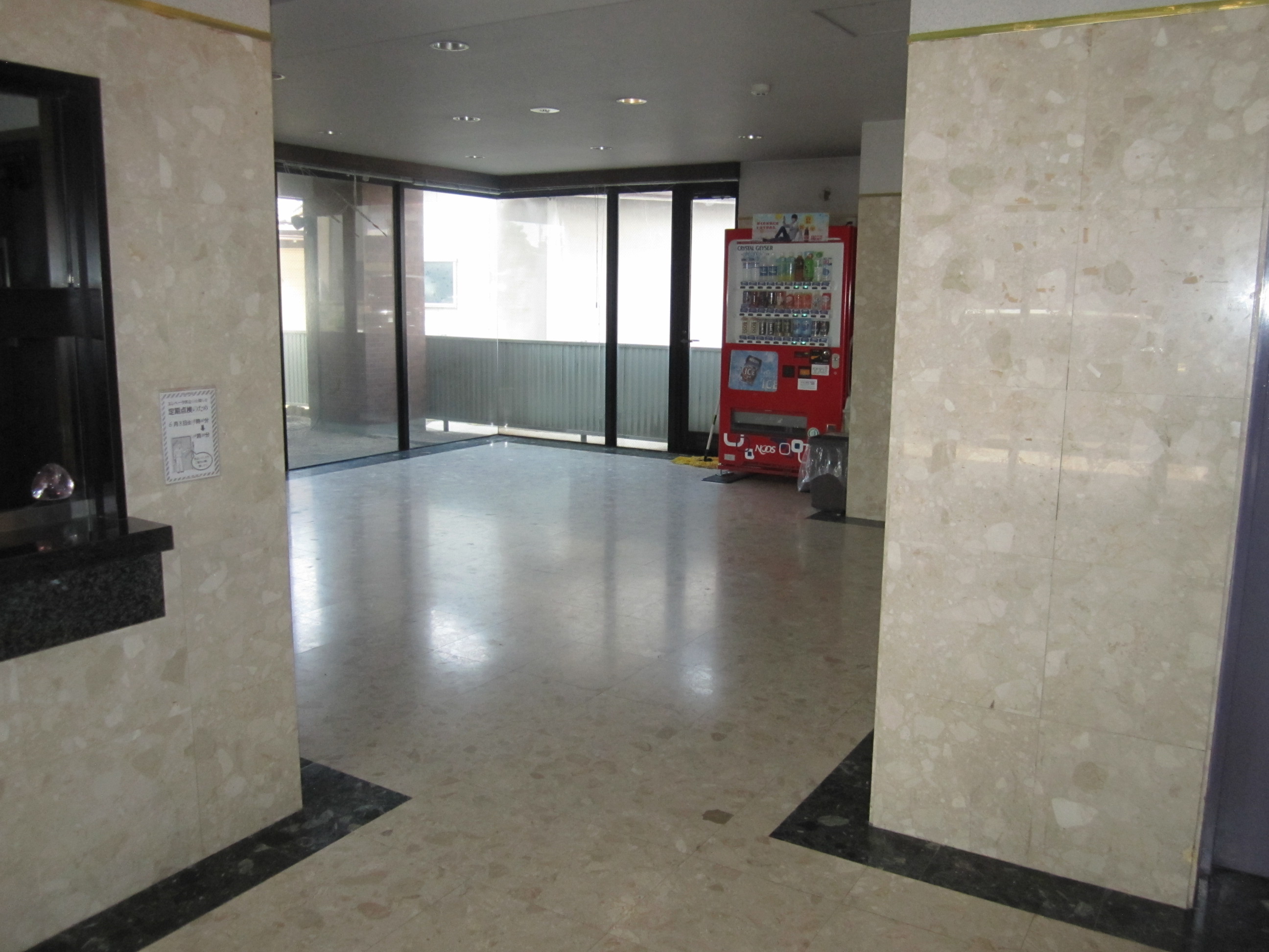 lobby. Clean and spacious lobby