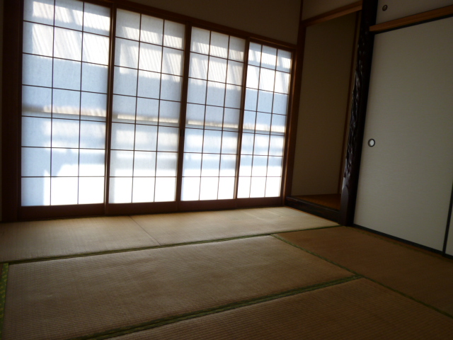 Other room space. 1F sum 6