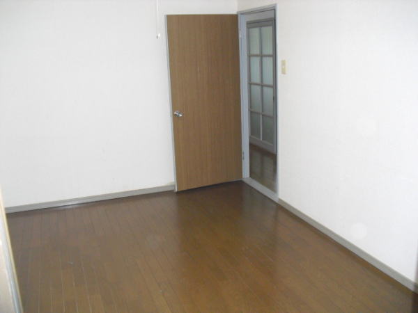 Other room space. 6 Pledge of Western-style.