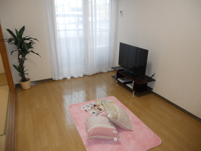 Living and room. living  39 inches was television installation