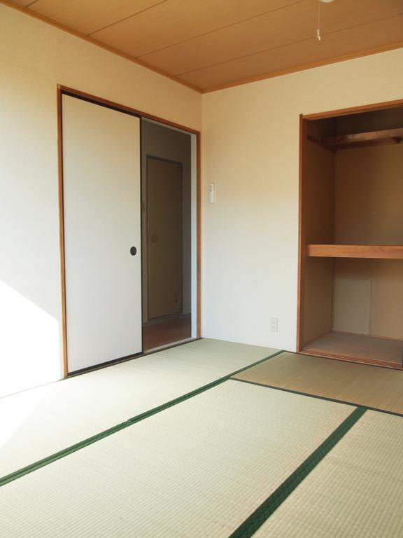 Other room space. Japanese style room