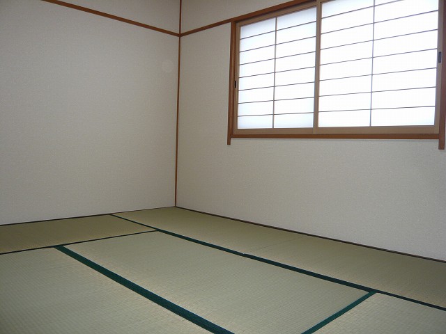 Other room space. Japanese-style room (2)