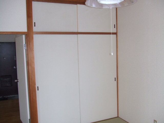 Receipt. Closet Japanese-style room