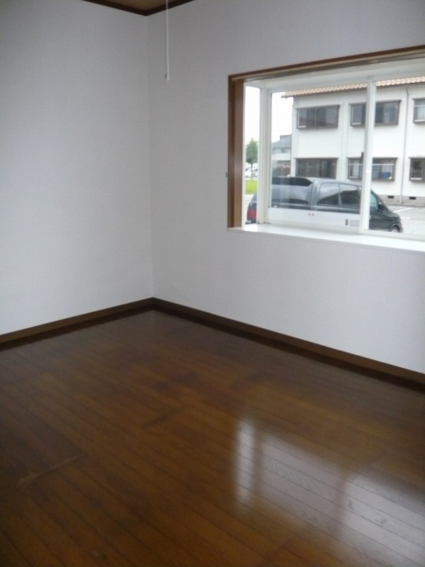 Other room space. North Interoceanic