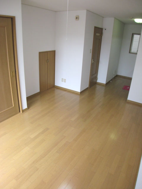 Living and room. Of depth LDK.