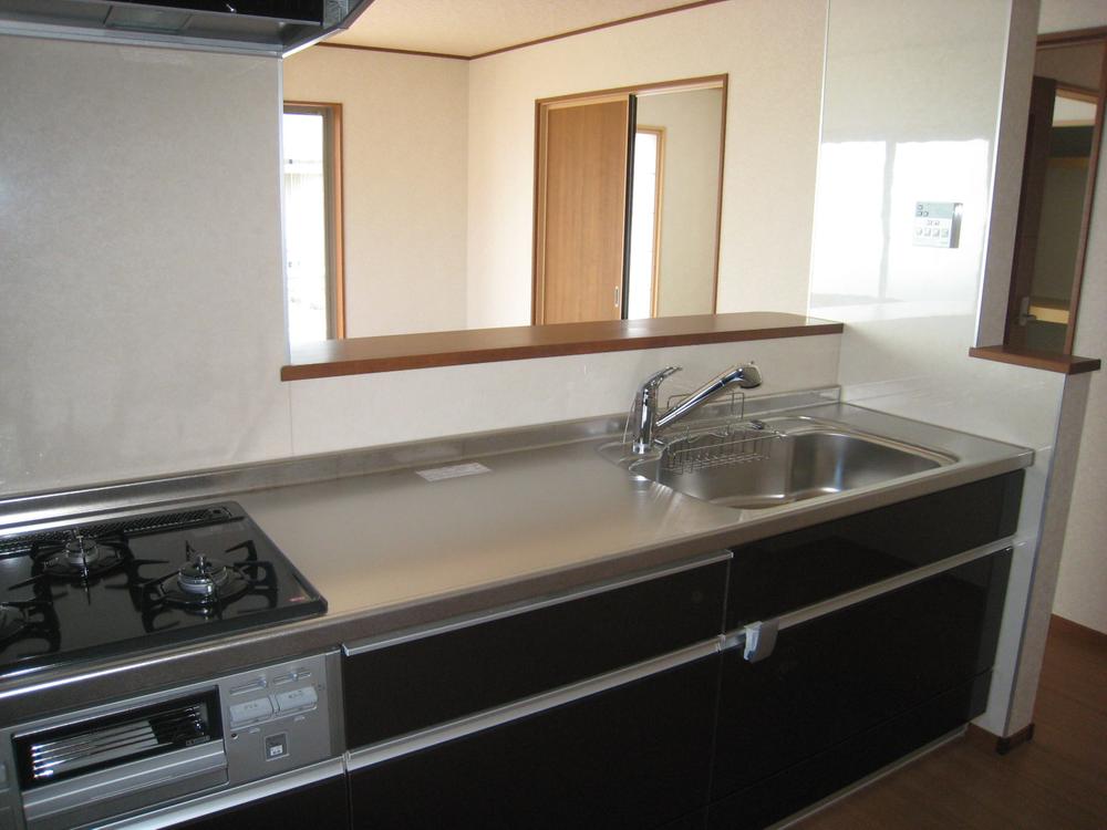 Kitchen. Indoor (10 May 2013) Shooting