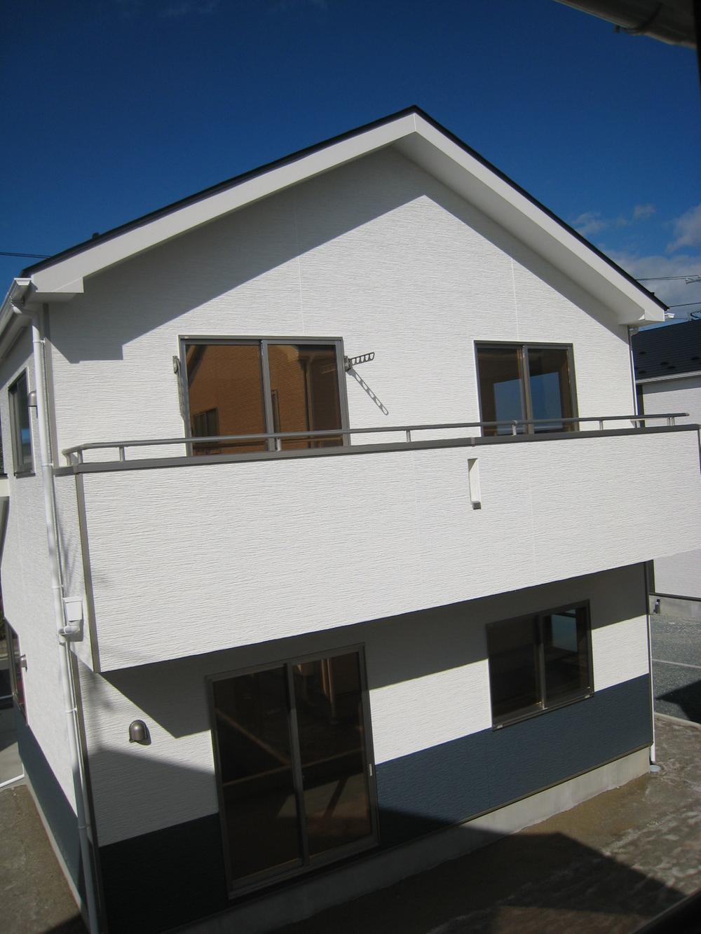 Local appearance photo. Local (10 May 2013) Shooting