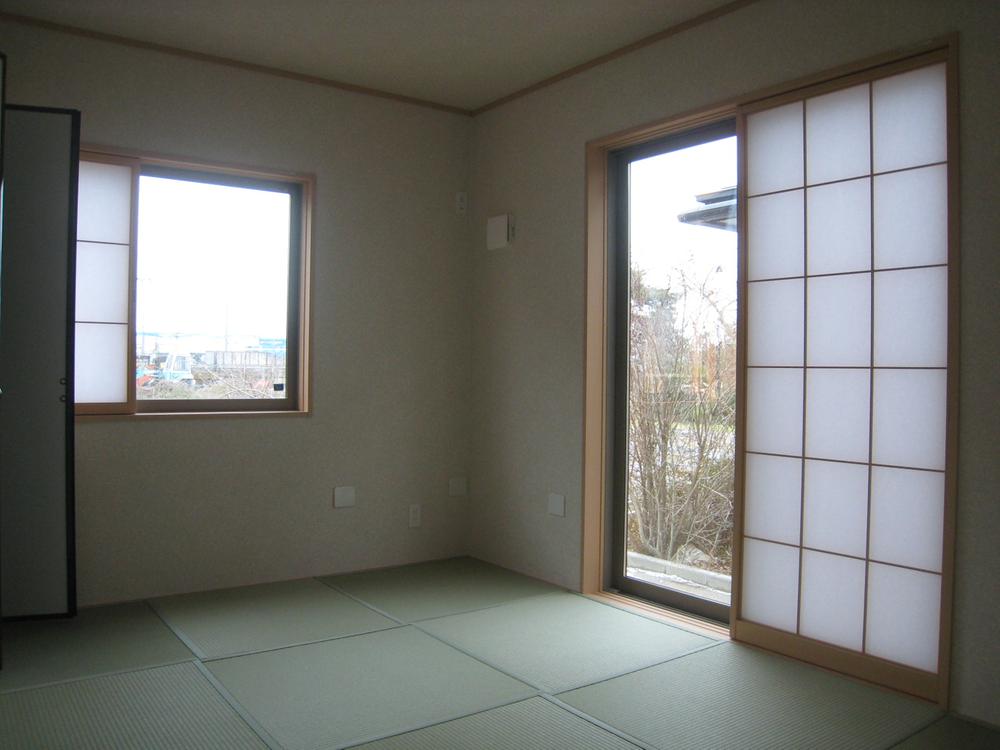 Non-living room. Local (12 May 2013) Shooting