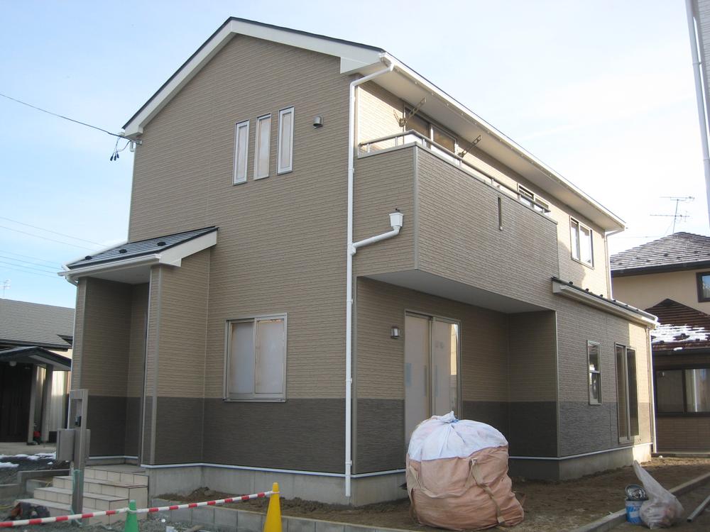 Local appearance photo. Local (12 May 2013) Shooting 