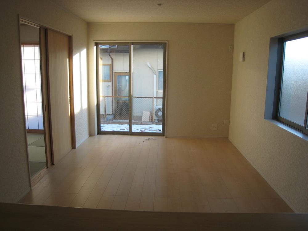 Living. Local (12 May 2013) Shooting