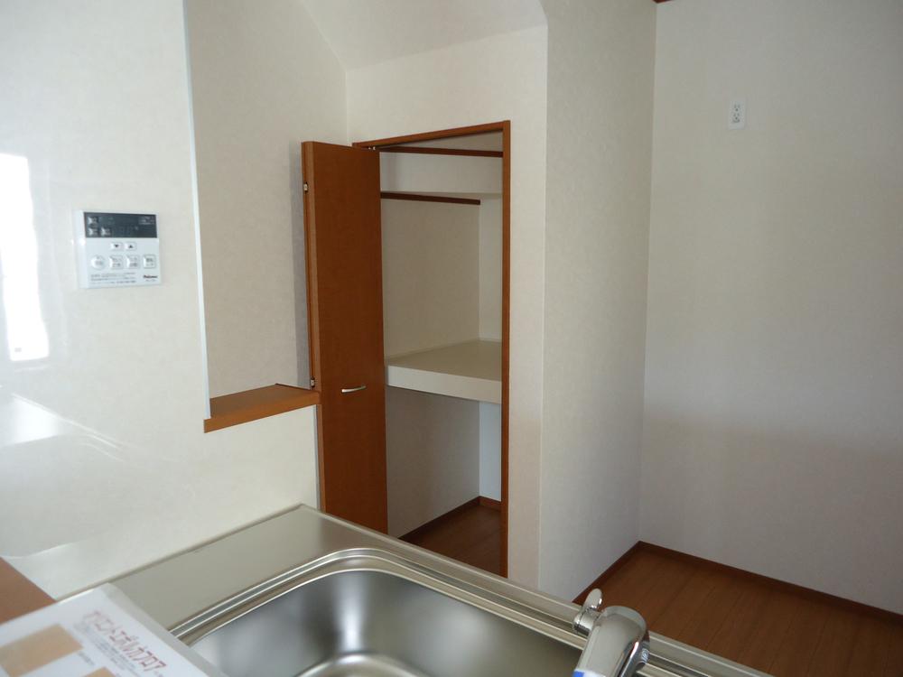 Receipt. Useful things input is attached to the kitchen