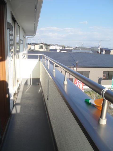 Balcony. Local (10 May 2013) Shooting