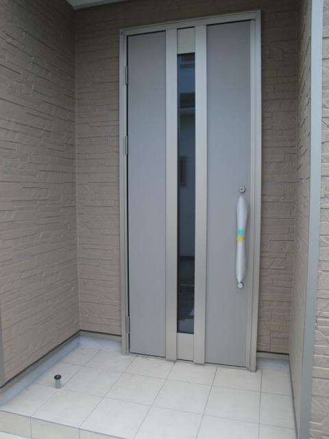 Entrance. Entrance door