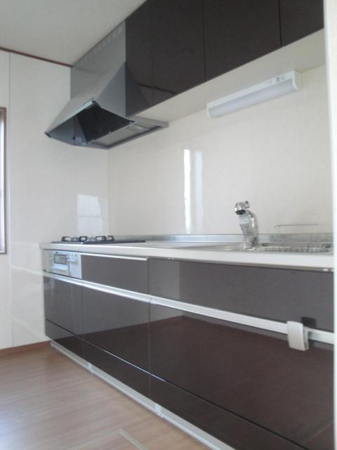 Kitchen. System kitchen, 3-neck gas stove