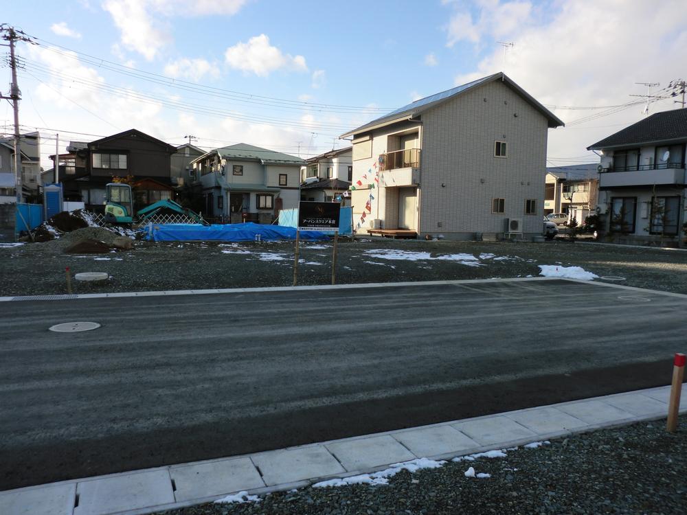 Local land photo. West 眺Mu smart Stahl E