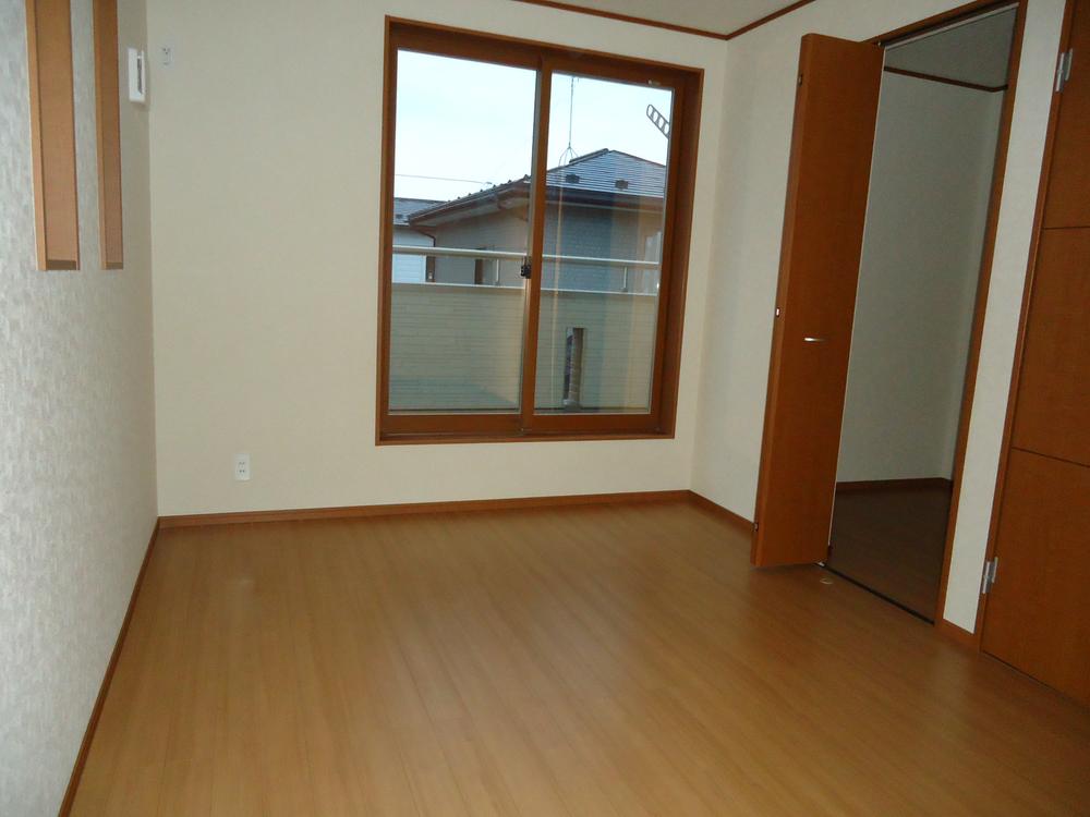 Non-living room. The main bedroom is 7.5 Pledge Indoor (11 May 2013) Shooting