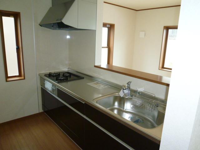 Same specifications photo (kitchen)