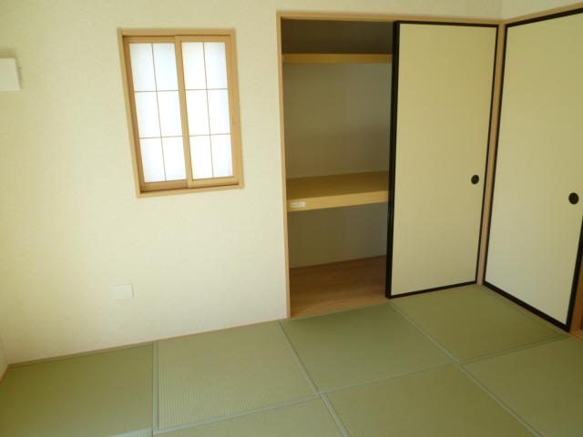 Non-living room. Japanese style room