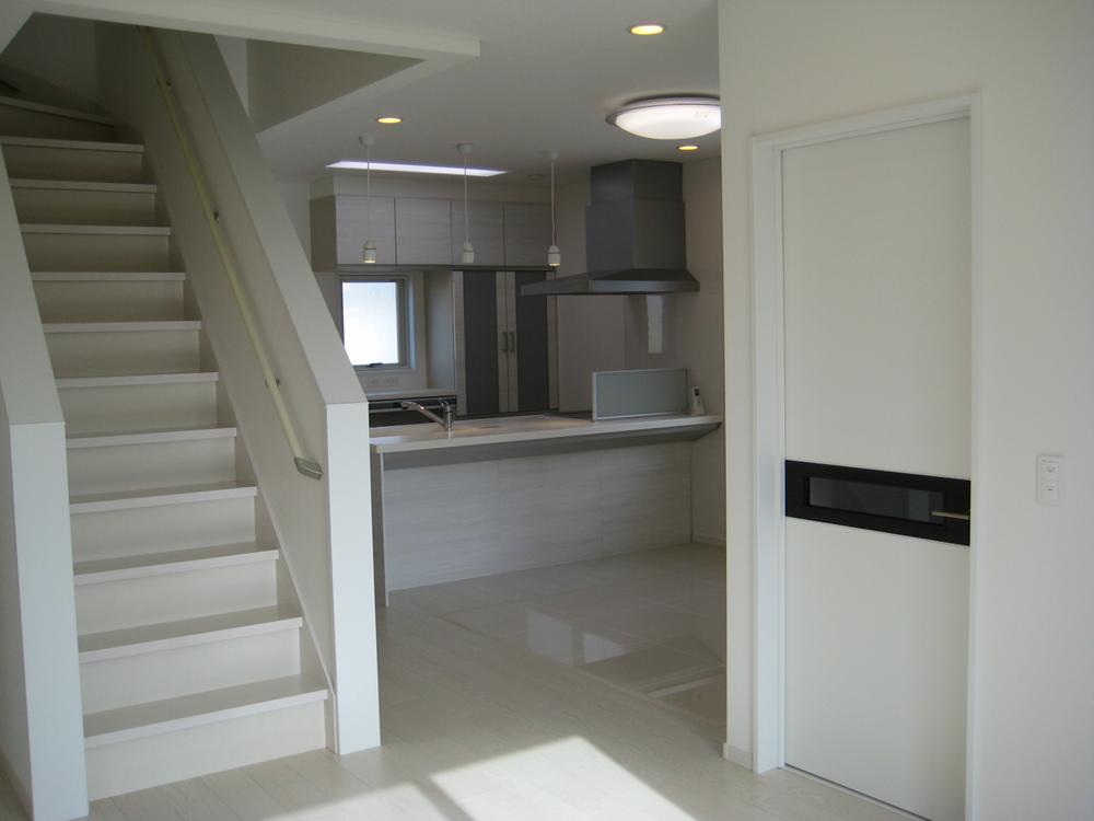 Kitchen. Indoor (12 May 2013) Shooting