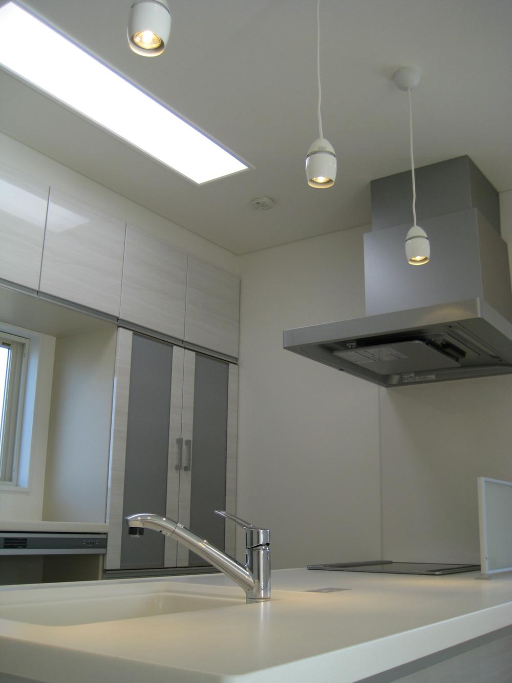 Kitchen. Indoor (12 May 2013) Shooting