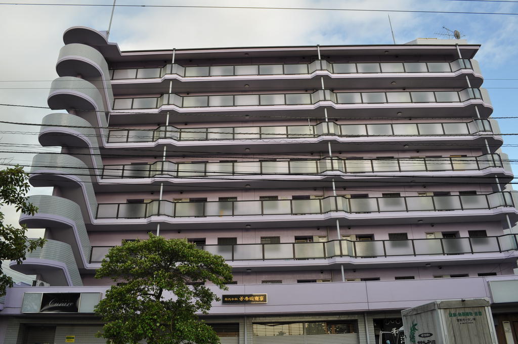 Building appearance. Property appearance